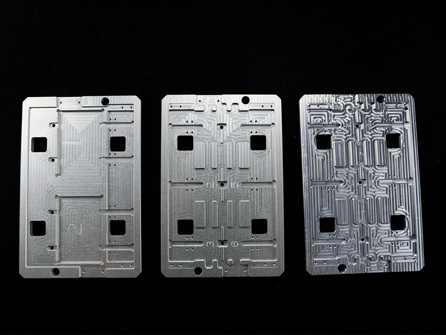 工(gōng)業設備部(bù)件加工