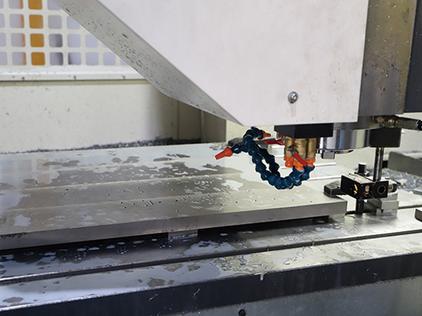 龍門(men)銑加工(gōng)